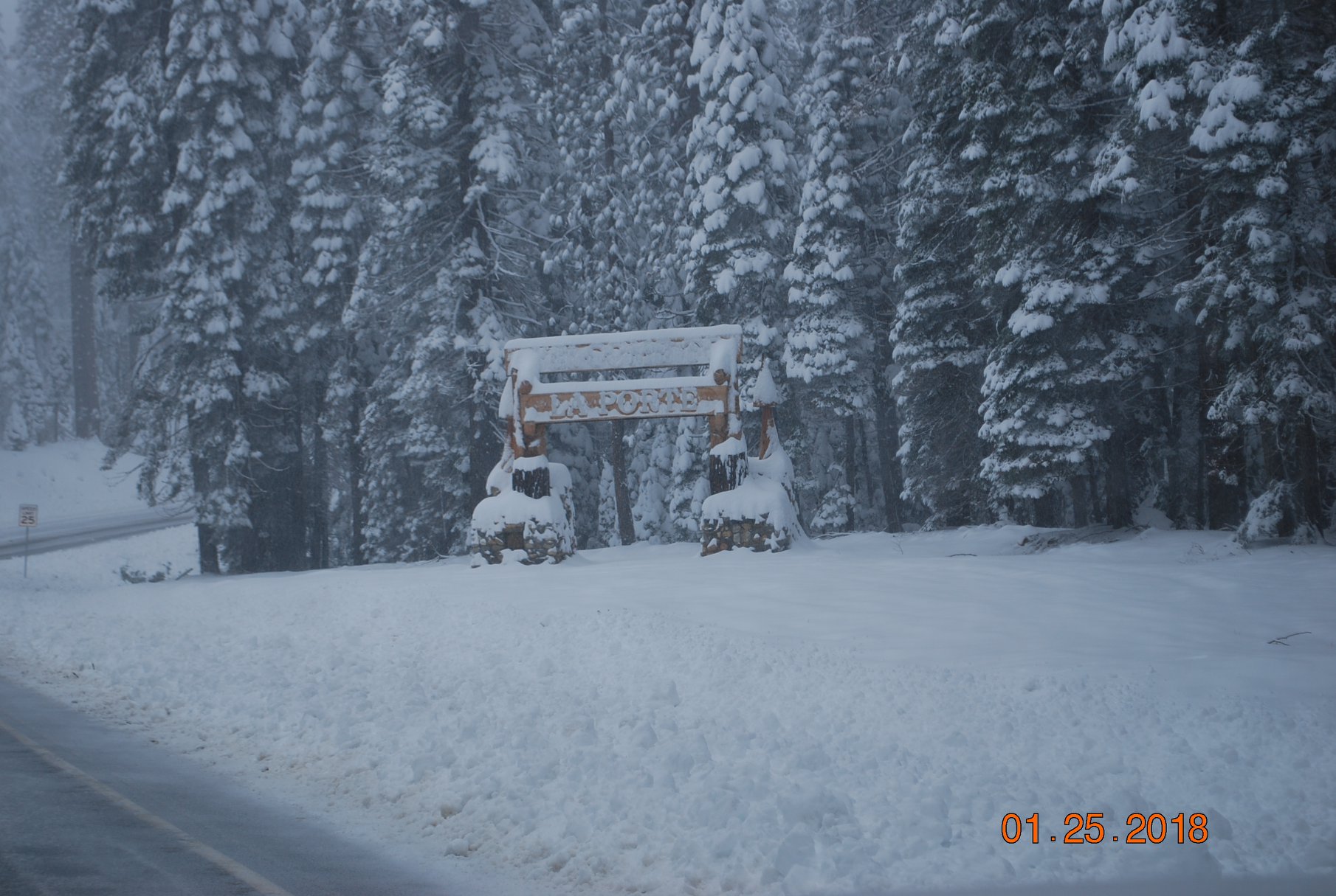 Snow at La Porte in Plumas National Forest in 2018. This modern Forest Service photograph shows the kind of mountain-road environment relevant to the case; it is not a photograph of the men, their car or the 1978 search.